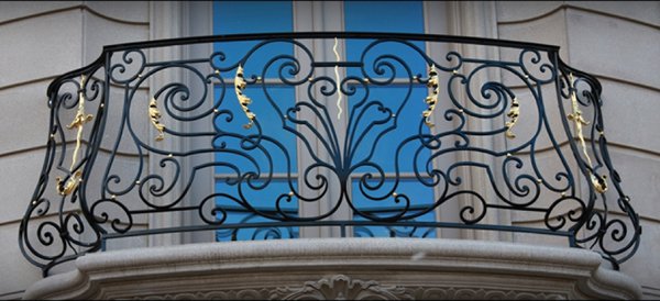 Mẫu lan can ban công sắt mỹ thuật đẹp